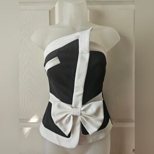 Elegant Black and White Strapless Top